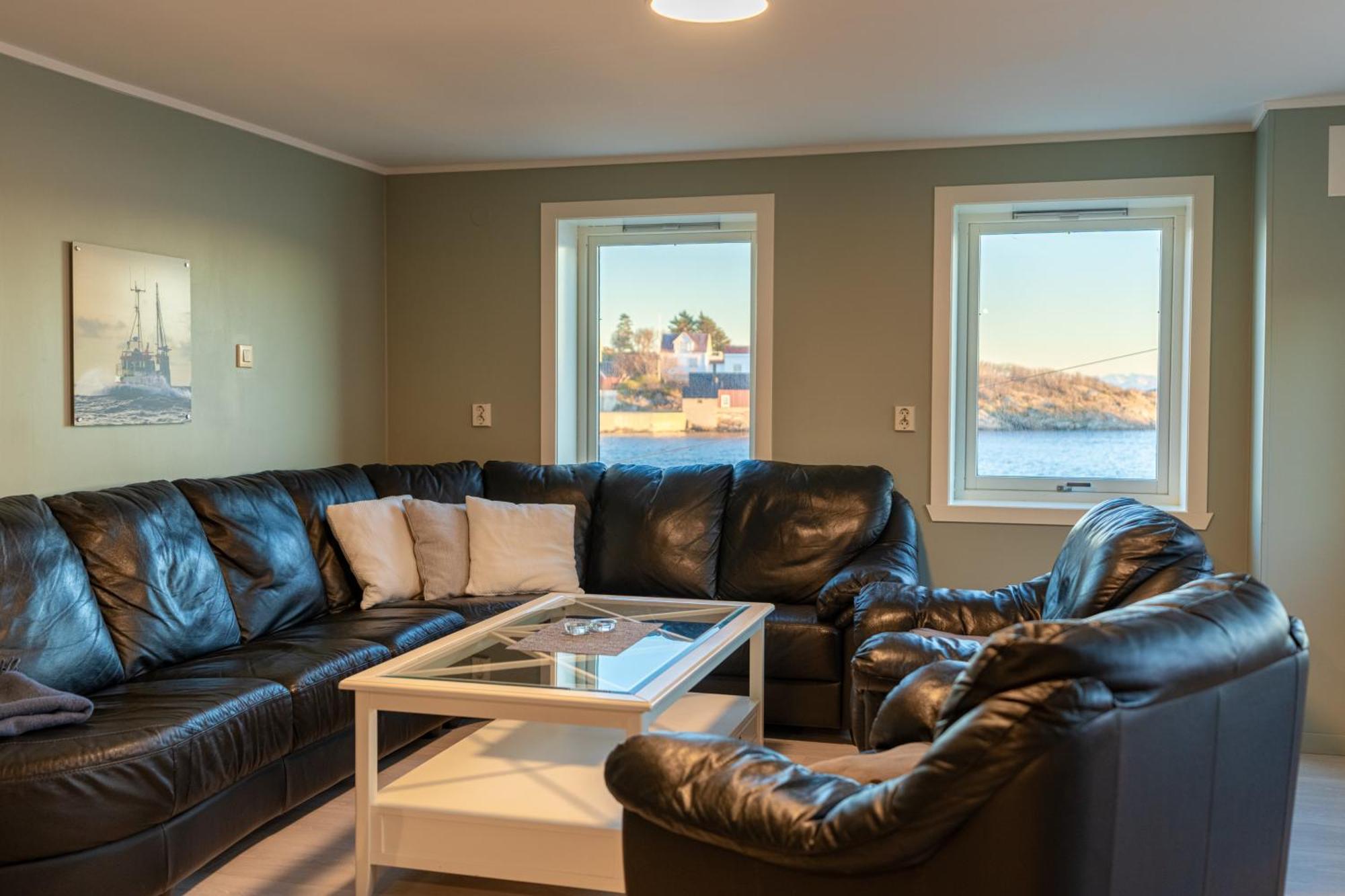 Hotel Henningsvaer Rorbuer Exterior foto