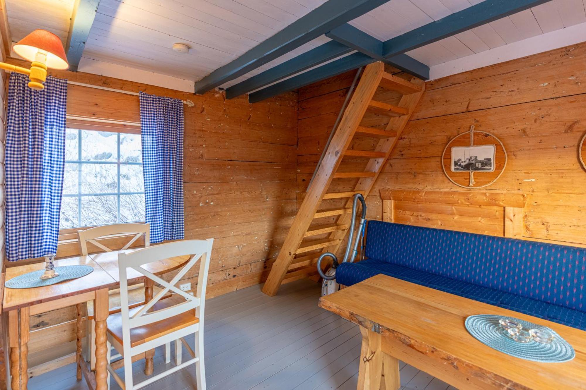 Hotel Henningsvaer Rorbuer Exterior foto