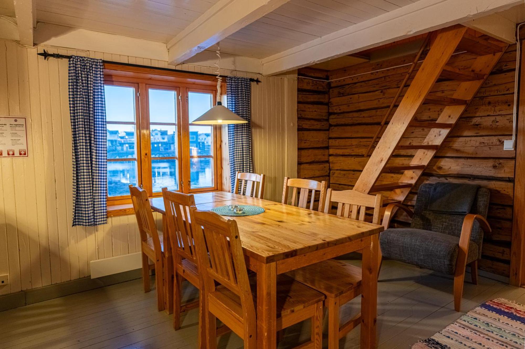 Hotel Henningsvaer Rorbuer Exterior foto