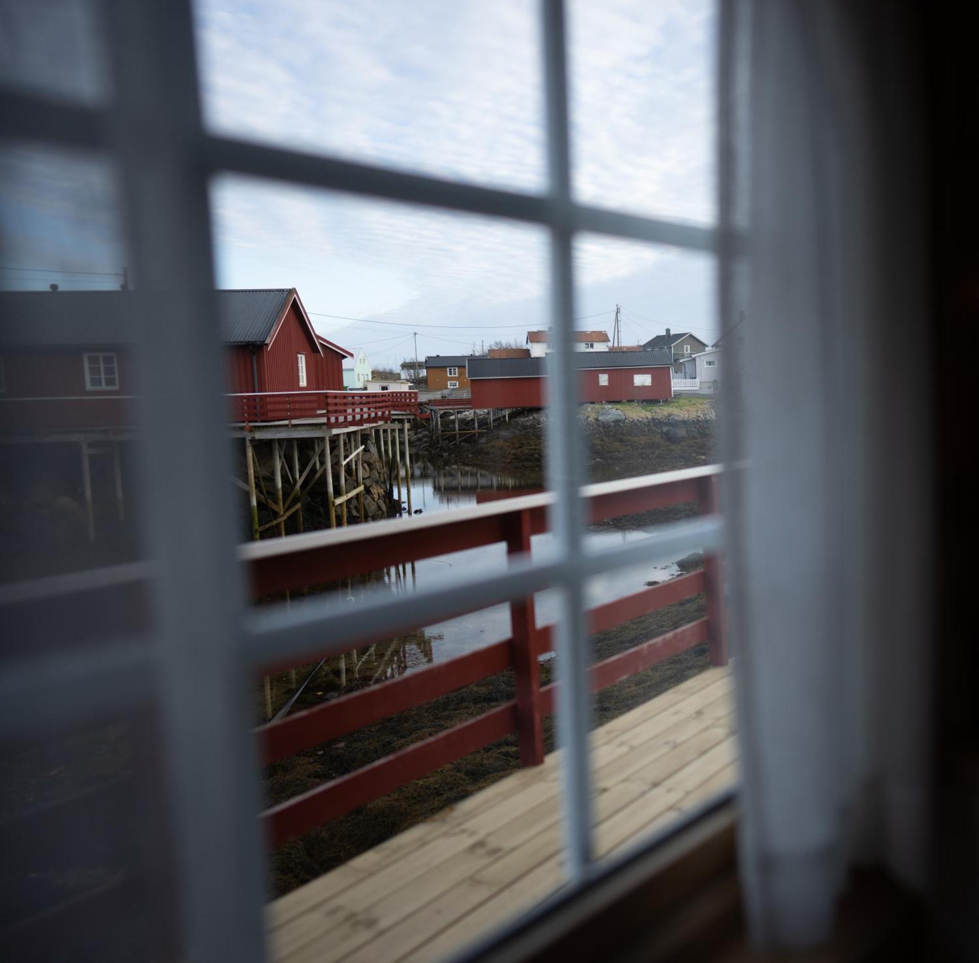 Hotel Henningsvaer Rorbuer Exterior foto
